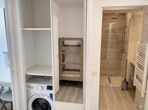 Łazienka w obiekcie Résidence Graziella Appartement 510