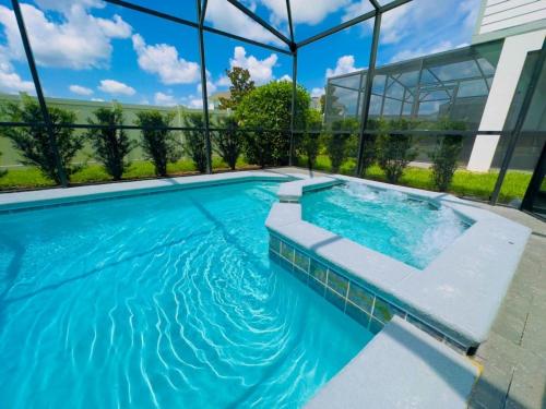Bassein majutusasutuses Beautiful Brand New 5 Bed With Pool And Spa 2481 Villa või selle lähedal