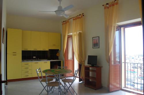 Cucina o angolo cottura di Le Casette del Porto di Sciacca