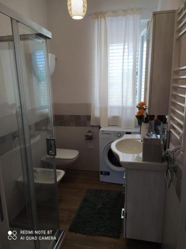 Ένα μπάνιο στο Casa vacanze Le mimose Colline di Tropea