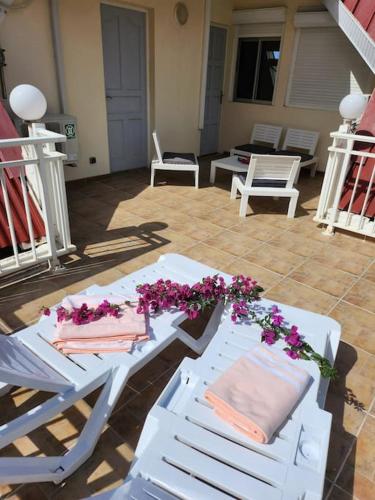 Balkón nebo terasa v ubytování Villa Marilou - Les pieds dans l'eau