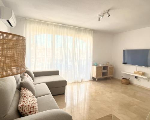 Mi Rincón de Calpe Duplex con vistas al peñón piscina y playas