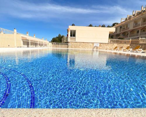 Apartamento dúplex 6 personas en zona tranquila CALPE