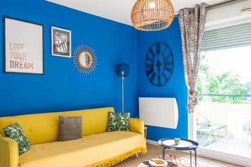 Photo de la galerie de l'établissement ZenBNB - Le Majestic / Appartement avec 1 chambre / Parking Privé / Balcon, à Annemasse