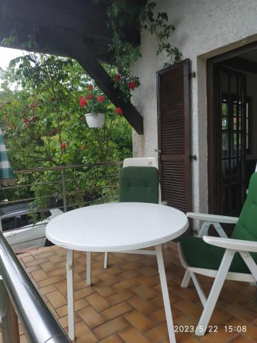 Taman di luar Maison de vacances Diff
