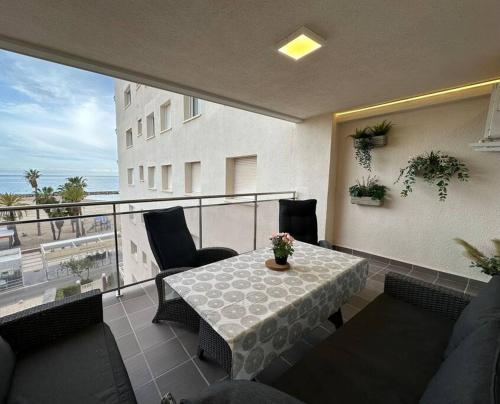 Cunit, front line with sea view