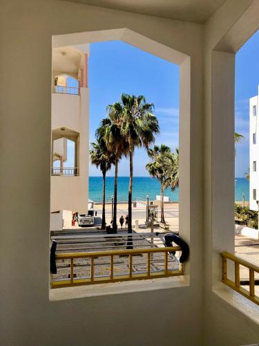 Amazing Ocean View Apt Steps from the Beach