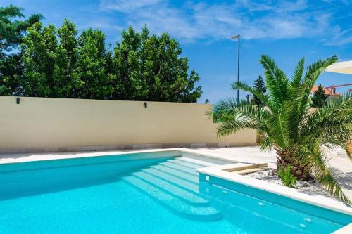 Afbeelding uit fotogalerij van Vila Stanić with pool (new apartment for 4) in Novi Vinodolski