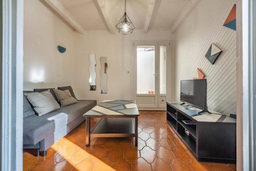 Bel appartement T2 climatisé entre mer et calanque