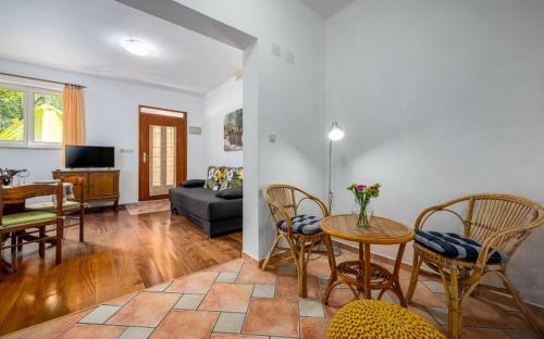 Apartments with WiFi Rabac, Labin - 17739