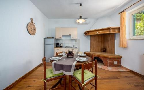 Apartments with WiFi Rabac, Labin - 17739