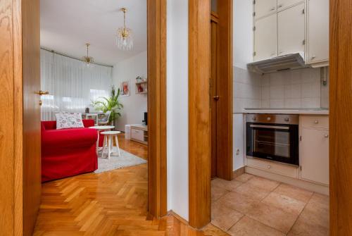 Apartments with WiFi Zagreb - 21122