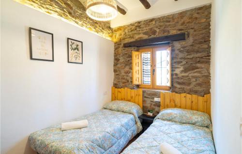 Rúm í herbergi á Nice Home In Adra With Private Swimming Pool, Can Be Inside Or Outside