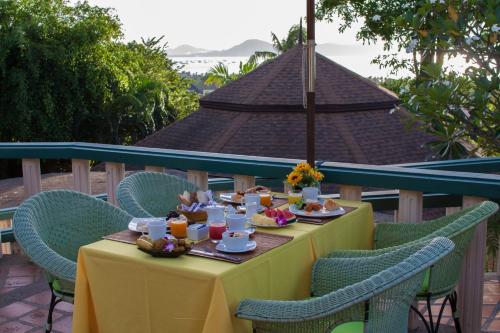 Comida en el resort o alrededores