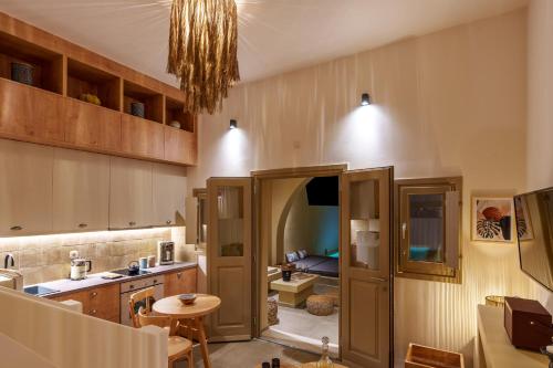 Гостиная зона в Living Moments Villa Amersa