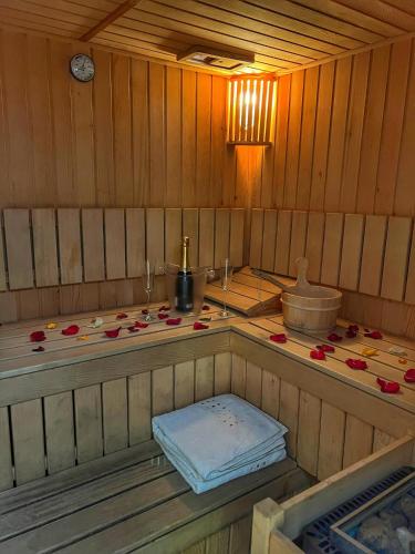 Hotel Gâlmaにあるベッド