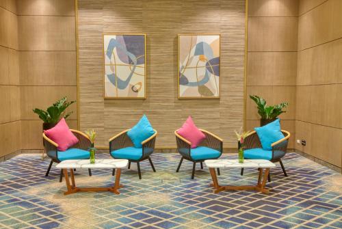 Posezení v ubytování Belmont Hotel Mactan