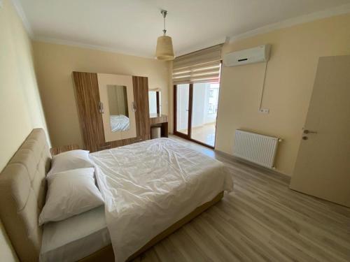 DENİZ MANZARALI HAVALİMANINA YAKIN