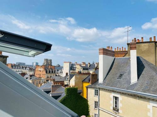 Výhľad na mesto Rennes alebo výhľad na mesto priamo z apartmánu