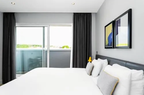 Staycity Aparthotels London Greenwich High Road photo 8