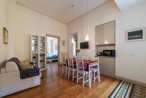 GuestHost - Bright & Roomy Apartment x6 - Trastevere District