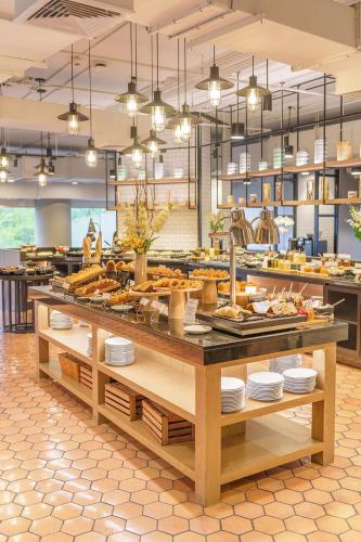 Jídlo v hotelu nebo okolí