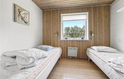 Postel nebo postele na pokoji v ubytování 3 Bedroom Lovely Home In Vestervig