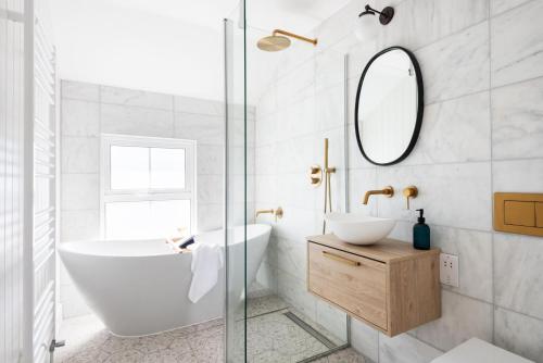 Ένα μπάνιο στο Sanderling