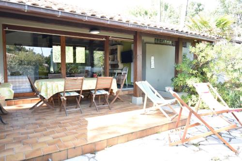 Francois Mauriac - Capbreton agréable villa des années 80 située dans un quartier résidentiel à 800m du port de plaisance de capbreton