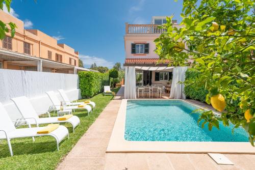 Swimmingpoolen hos eller tæt på Marc i Caterina - Alcudia