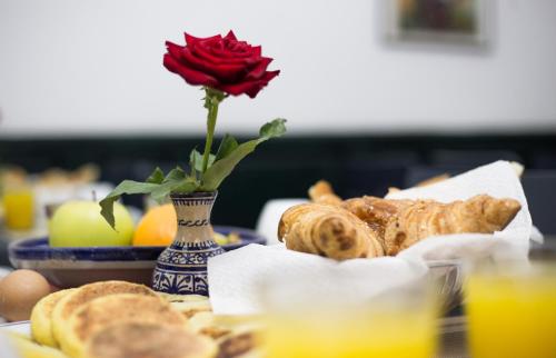 Jídlo v hotelu nebo okolí