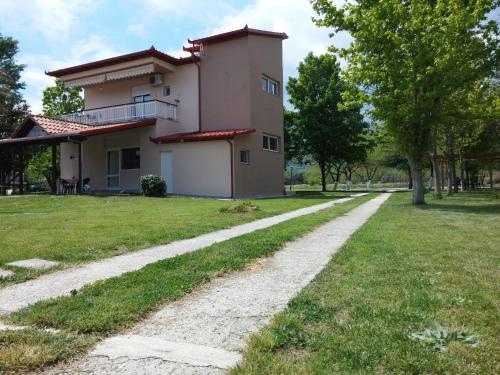 Gallery image of Priona Rooms in Paralía Skotínis