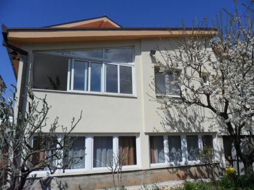 Budova, kde se bed and breakfast nachází
