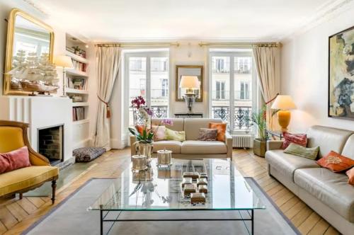 Sophisticated Gem in the Heart of Paris - 107m2