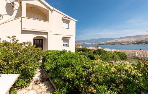 Pet Friendly Apartment In Pag With Wifi