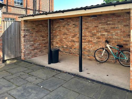 7 Bluebridge Court with Free Parking photo 27