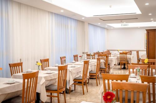 Gallery image of Hotel Etna in Caorle