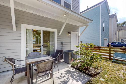 Gallery image of 4563 Summey Street in Charleston