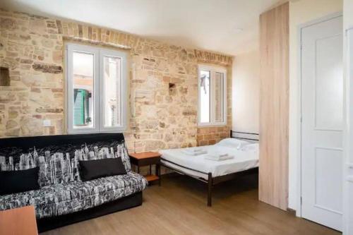 Q Apartments in Corfu Town