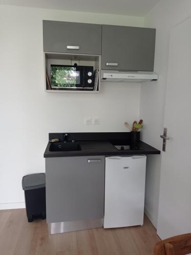 Photo de la galerie de l'établissement Studio près de la mer, à Beurlay