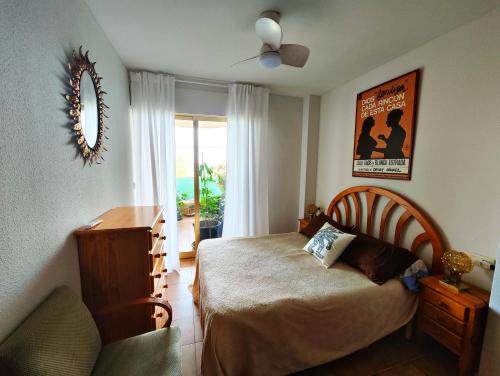 Posteľ alebo postele v izbe v ubytovaní Playa Paraíso Suite
