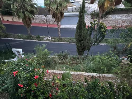 Appartement C dans une villa avec piscine & jacuzzi photo 42