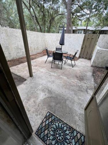 Tranquility in paradise- 2 bedroom villa w/parking photo 38
