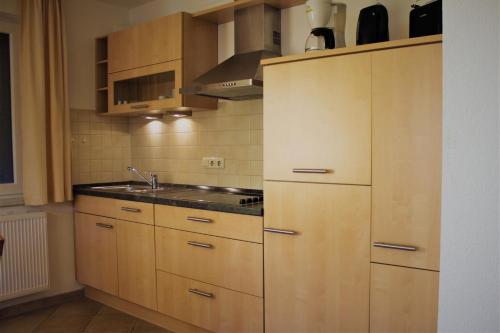 Una cocina o cocineta en Roter Erik App 2, EG li