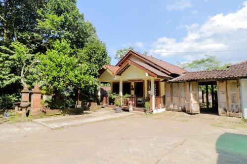 Gallery image of Penginapan Widodo Syariah Borobudur in Magelang