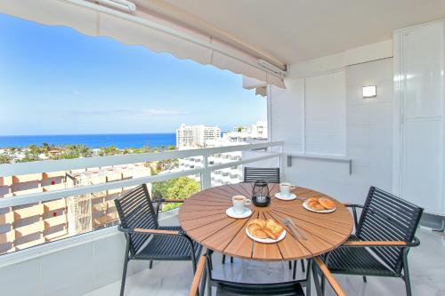 AZURE VIEW Ponderosa 719