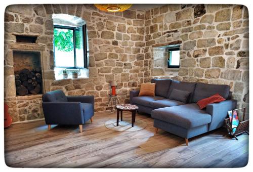 SanilhacにあるÔRacines du Calme Maison Hortenseのギャラリーの写真