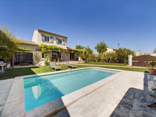 Villa Calisse, 6 personnes à Maillane