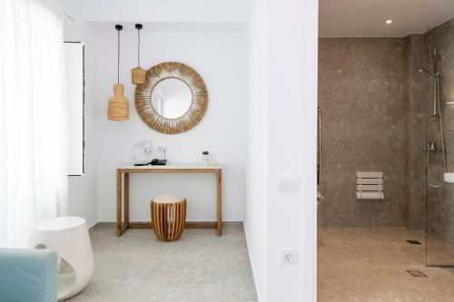 Ένα μπάνιο στο Galinos Hotel for adults only