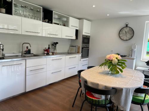 Η κουζίνα ή μικρή κουζίνα στο Ascona: Casa Antonella